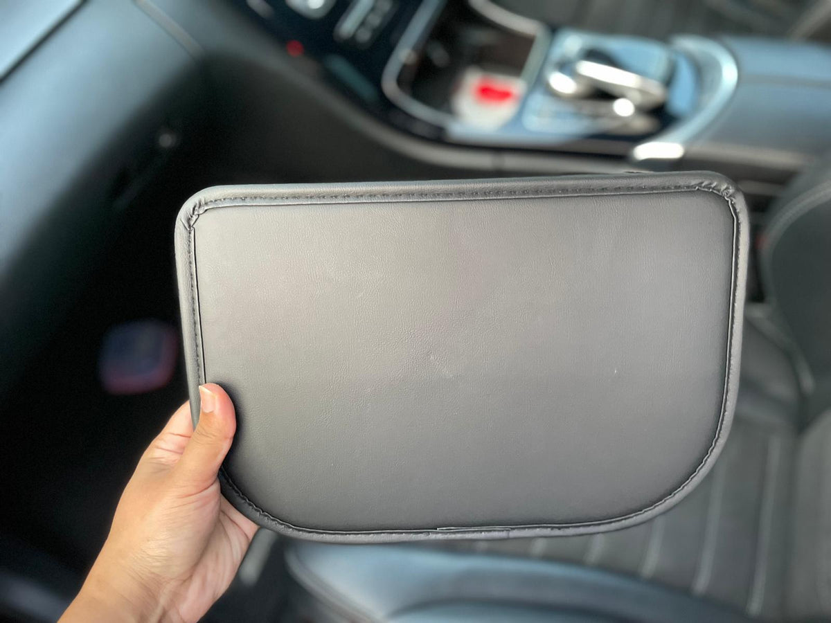 Car Seat Gap Organizer – Smart Storage Solution